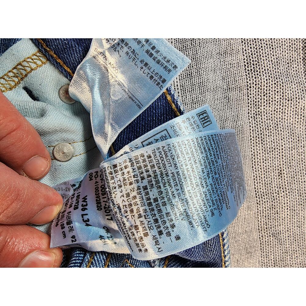classic Levi's 517 bootcut jeans - Picture 8 of 11